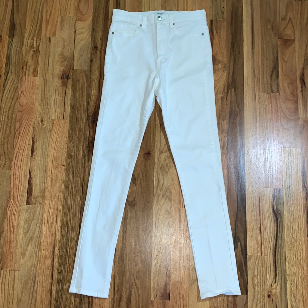 Never worn forever 21 white skinny jeans